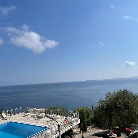 Yannis Apartments Barbati Exterior foto
