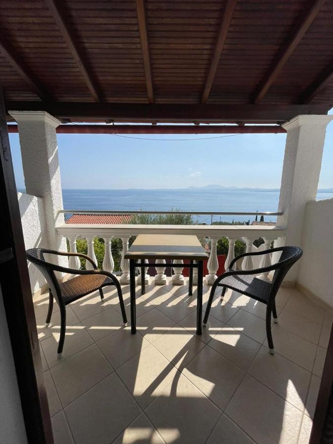 Yannis Apartments Barbati Exterior foto