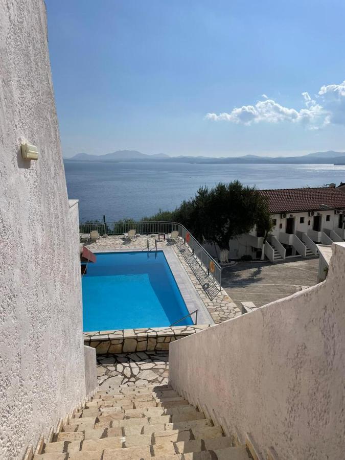 Yannis Apartments Barbati Exterior foto